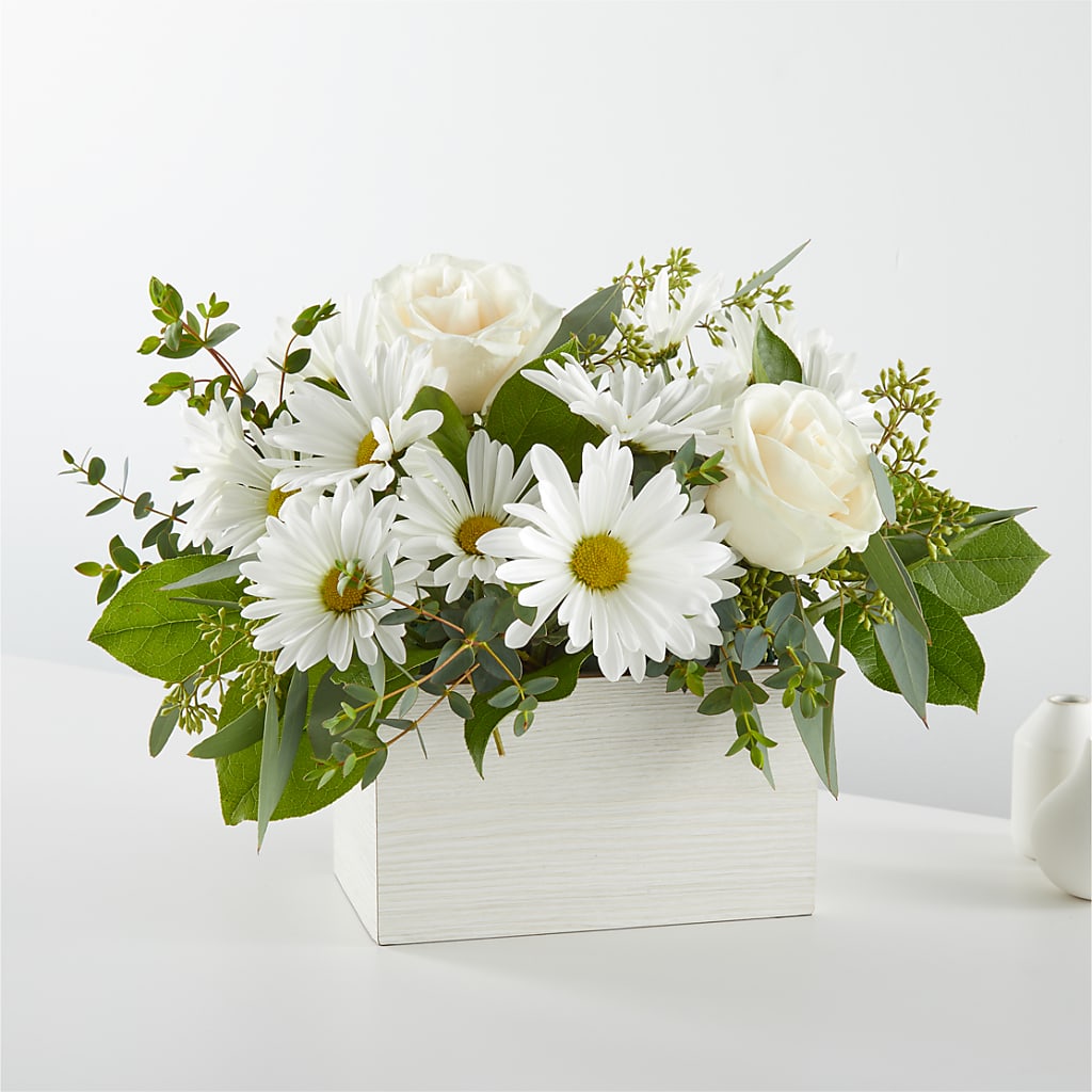 Fresh Linen Box Bouquet – 212 Floral, New York NY