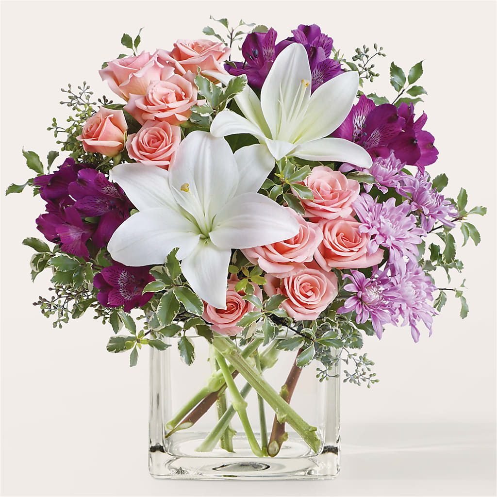 Mani Pedi Bouquet – 212 Floral, New York NY