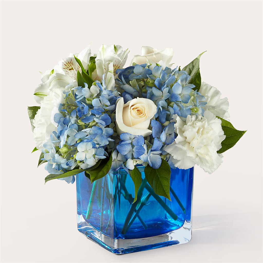 Soothing Waters Bouquet – 212 Floral, New York NY