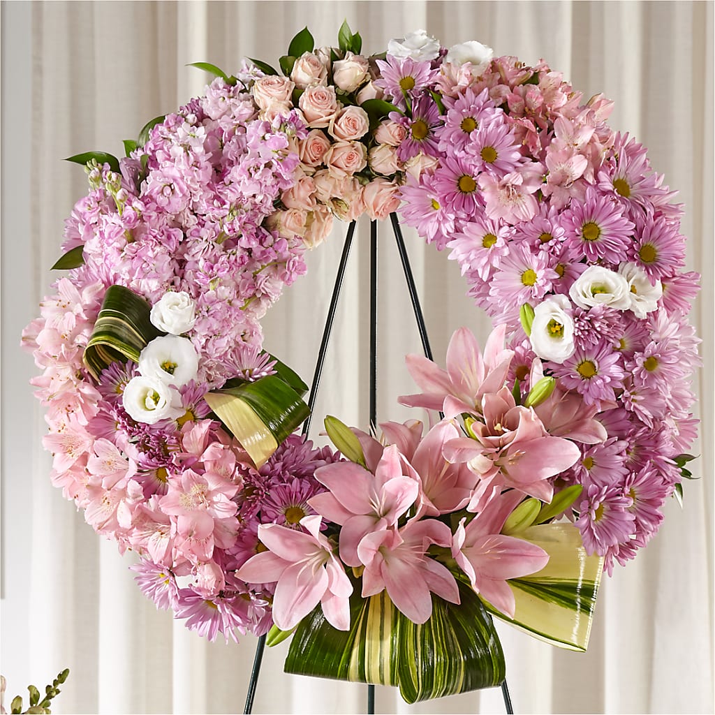 Gift of Warmth Wreath – 212 Floral, New York NY