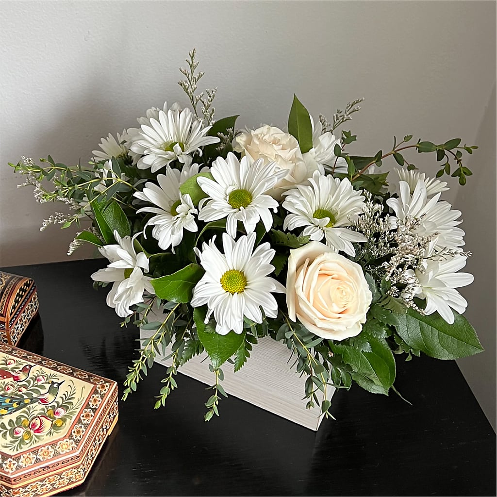 Fresh Linen Box Bouquet –  212 Floral, New York NY